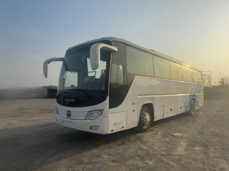 2016年12月 多臺(tái)46座福田6127非營(yíng)運(yùn)油混客車(chē) 