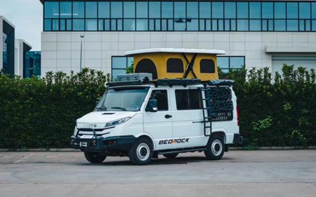 戶外宿營 快來看看“移動堡壘”依維柯得意宿營車