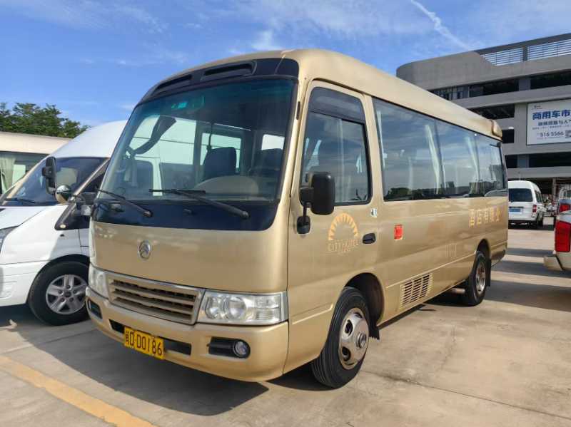 廈門(mén)金旅19中型客車(chē)