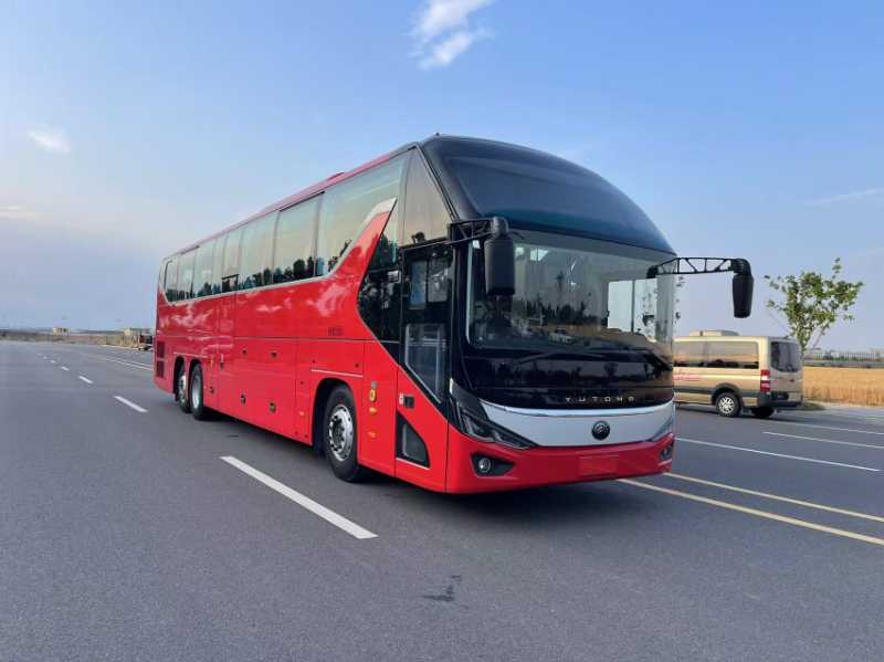 2021年6月 國(guó)五56座后吊輪宇通6137氣囊車