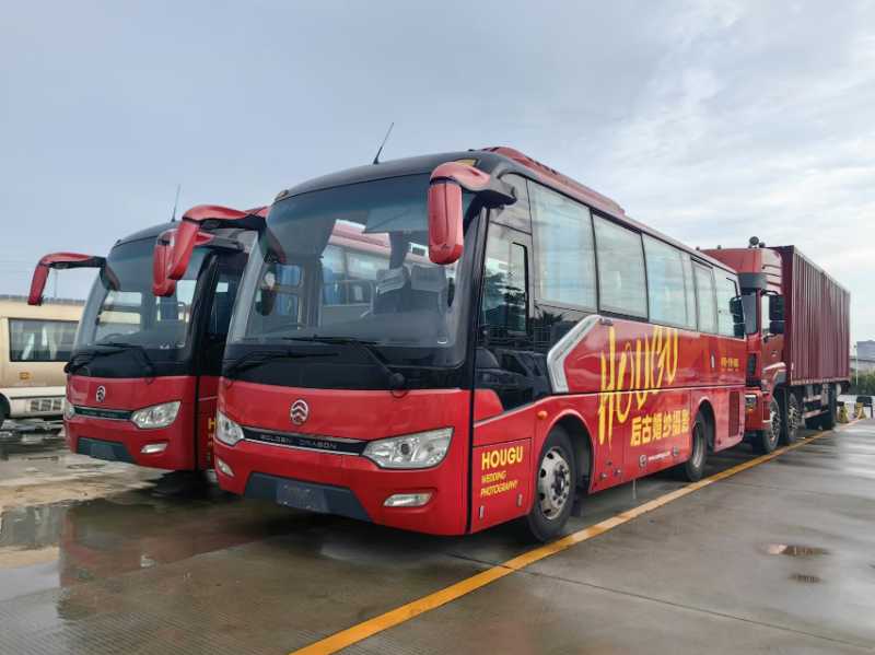 金旅34座非營運1萬公里精品車