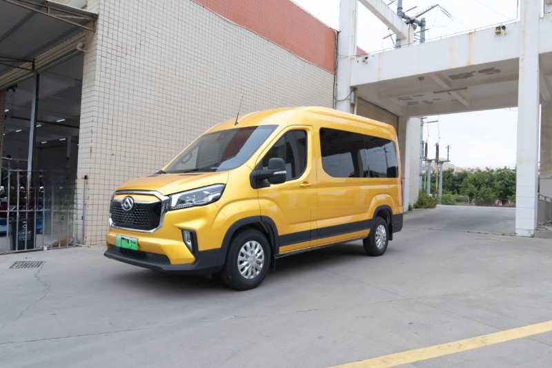 2022年9月上牌 有公告9座大通6551小型新能源營運(yùn)電車