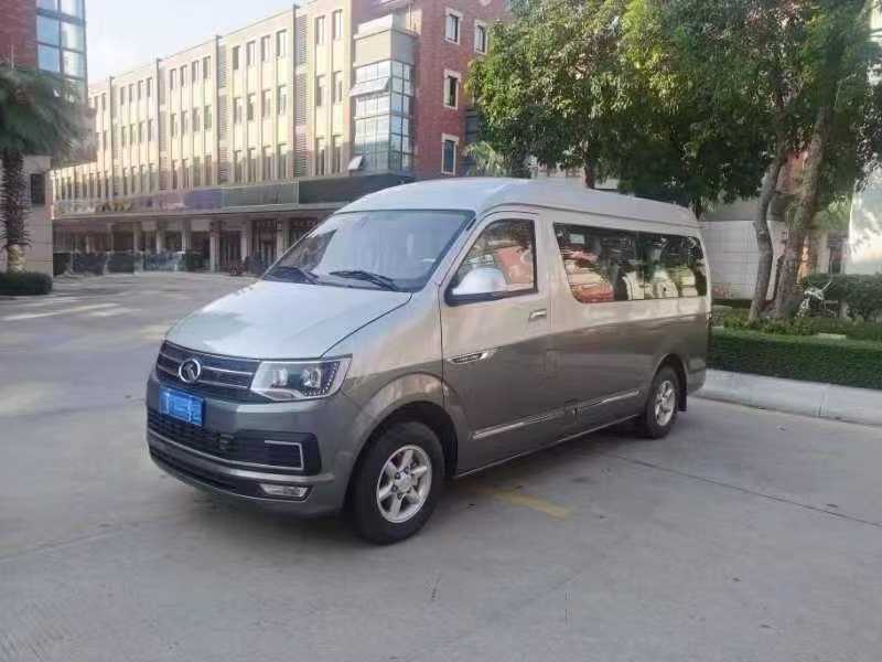 有公告國六柴油9座藍(lán)牌金龍6535小型車