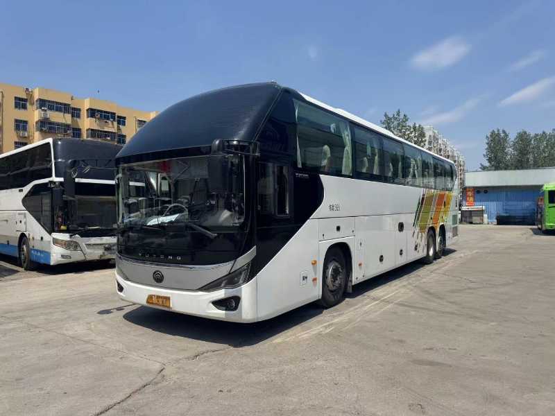 2021年11月上牌國(guó)六有公告56座帶司機(jī)睡倉(cāng)宇通6137旅游車