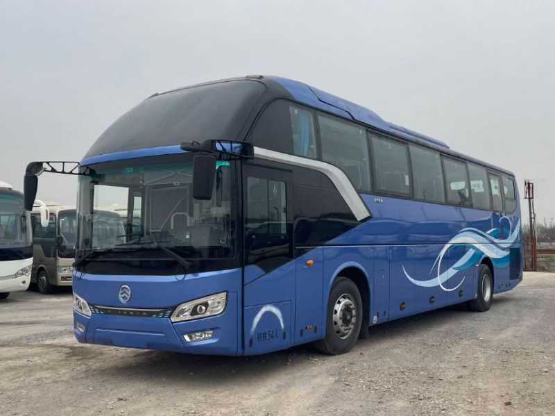 2022年7月上牌準新國六54座帶暖氣中門金旅6122氣囊車