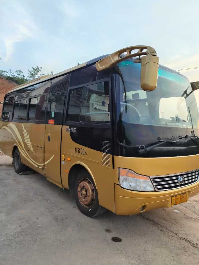 2017年9月 粵牌國五30座宇通6752營運車 