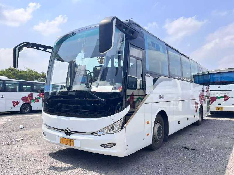 2024年5月上牌準新國六有公告帶中門48座宇通6117旅游車