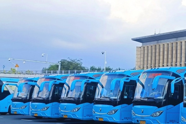 亞星客車：一站式服務“蘇超” 文旅體融合新方案！