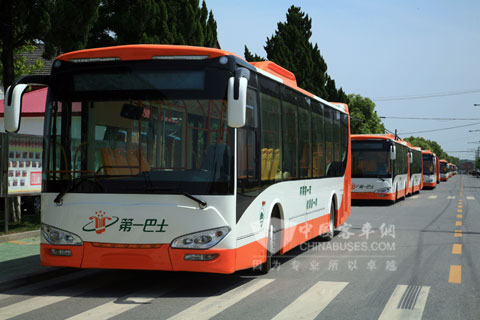 整裝待發(fā)的廣州LPG車