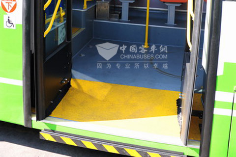 118輛大金龍無障礙公交車投入亞運服務(wù)