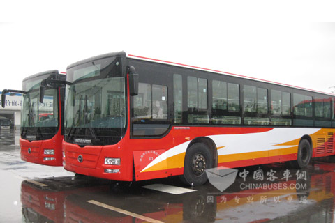 20臺(tái)恒通紐曼柴油公交車(chē)投入承德運(yùn)營(yíng)