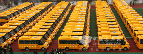宇通校車