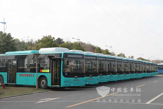 增程插電式城市客車(chē)(銅仁公交)