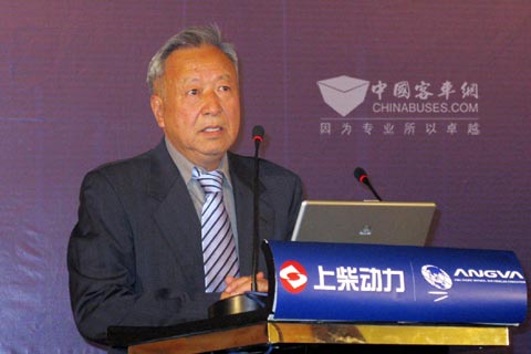 “863 計(jì)劃”節(jié)能與新能源汽車(chē)重大項(xiàng)目監(jiān)理咨詢(xún)專(zhuān)家組組長(zhǎng)王秉剛先生