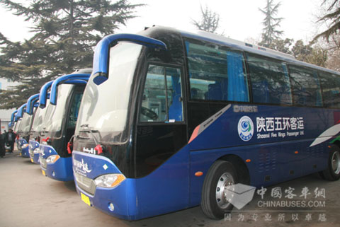 陜西五環(huán)客運(yùn)有限公司營運(yùn)的中通領(lǐng)秀系列天然氣客車