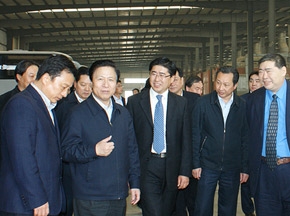 江蘇省委書記梁保華寄語中大:再接再厲、加快發展