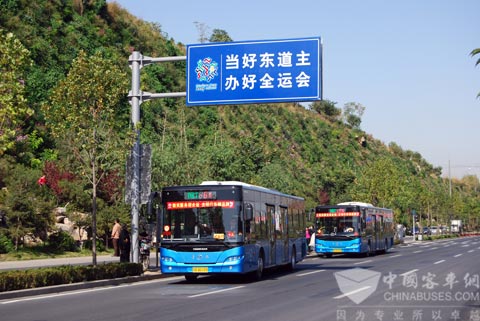 運營在濟南街頭的青年BRT
