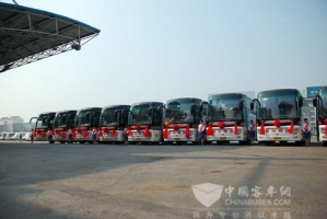 福田天然氣客車(chē)走進(jìn)阜陽(yáng)運(yùn)輸集團(tuán)
