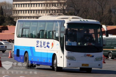 圖說兩會：金旅客車服務2011全國兩會