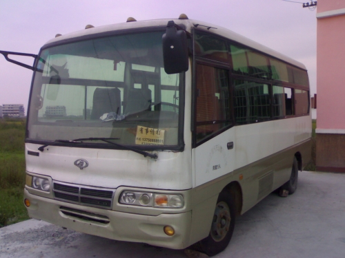 轉(zhuǎn)讓一輛19座客車
